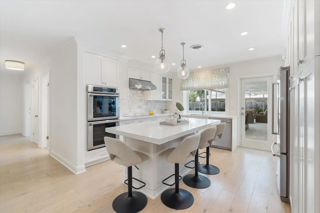2889 NE 26th Street Fort Lauderdale FL 33305