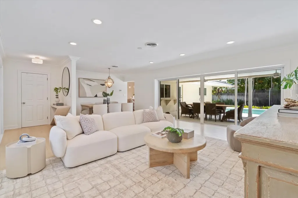 2889 NE 26th Street Fort Lauderdale FL 33305