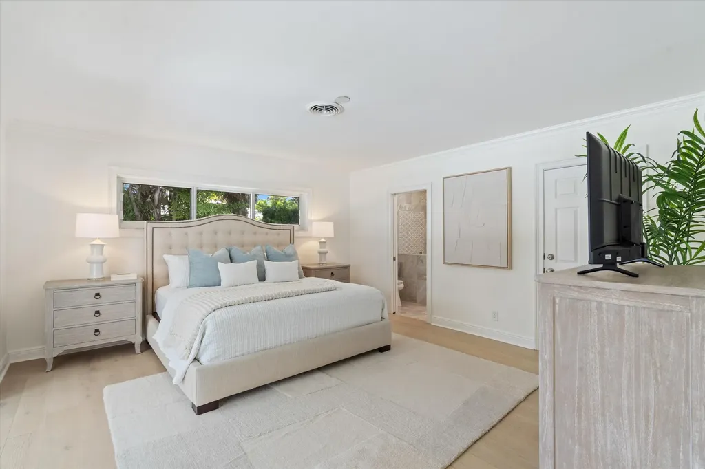 2889 NE 26th Street Fort Lauderdale FL 33305