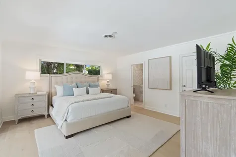 2889 NE 26th Street Fort Lauderdale FL 33305