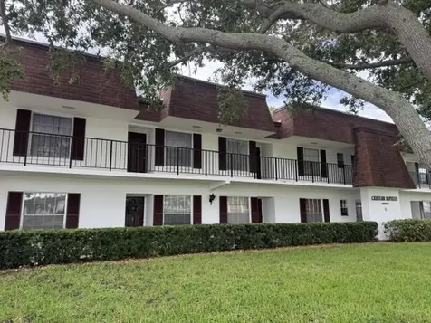 10040 Meridian Way N Palm Beach Gardens FL 33410