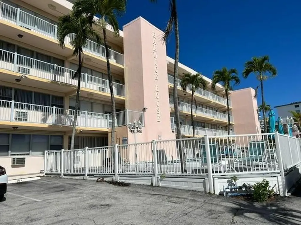 625 Antioch Avenue Fort Lauderdale FL 33304