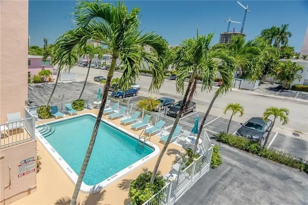 625 Antioch Avenue Fort Lauderdale FL 33304