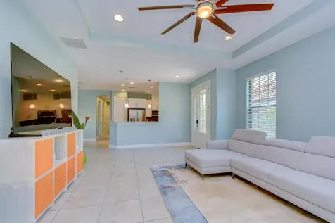 8433 Alberata Vista Drive Tampa FL 33647