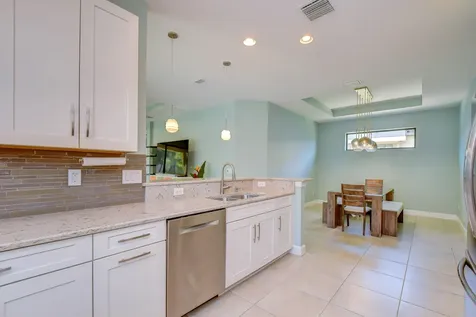 8433 Alberata Vista Drive Tampa FL 33647