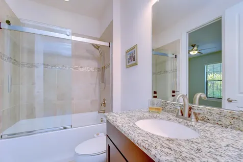 8433 Alberata Vista Drive Tampa FL 33647