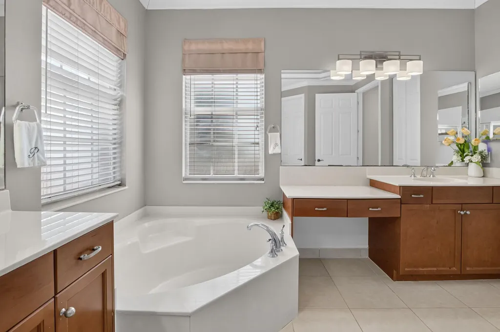 9925 Cobblestone Creek Drive Boynton Beach FL 33472