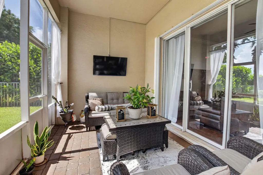 9925 Cobblestone Creek Drive Boynton Beach FL 33472