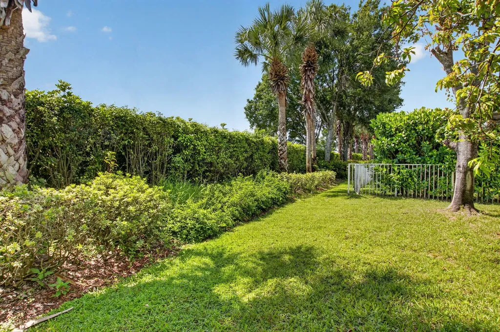 9925 Cobblestone Creek Drive Boynton Beach FL 33472