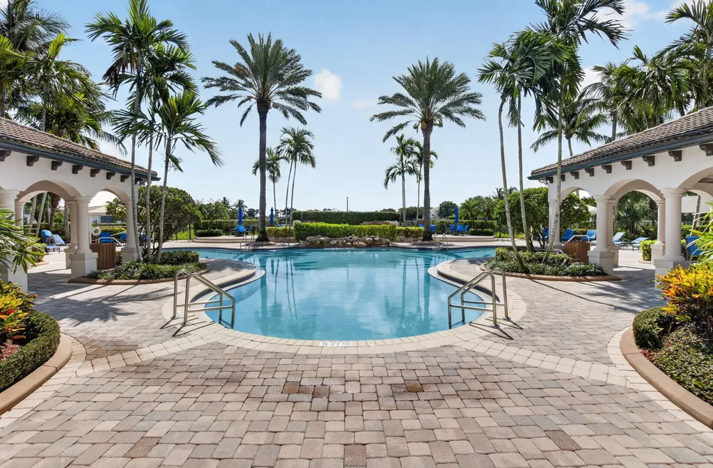 9925 Cobblestone Creek Drive Boynton Beach FL 33472