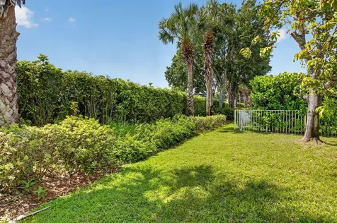9925 Cobblestone Creek Drive Boynton Beach FL 33472