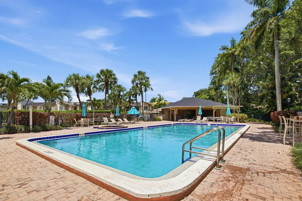 6024 Glendale Drive Boca Raton FL 33433
