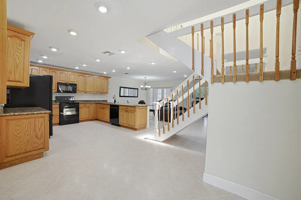 6024 Glendale Drive Boca Raton FL 33433