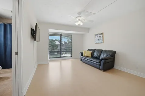 6024 Glendale Drive Boca Raton FL 33433