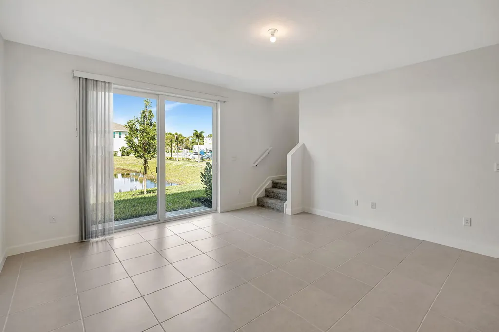 539 SE Rivergrass Street Port St Lucie FL 34984