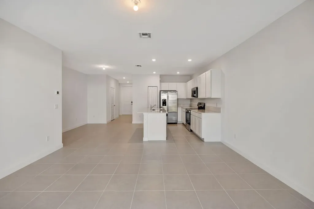 539 SE Rivergrass Street Port St Lucie FL 34984