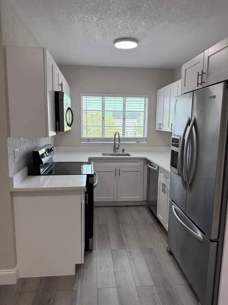112 Lake Avenue Lake Worth Beach FL 33460