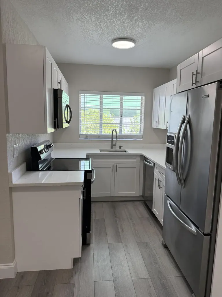112 Lake Avenue Lake Worth Beach FL 33460