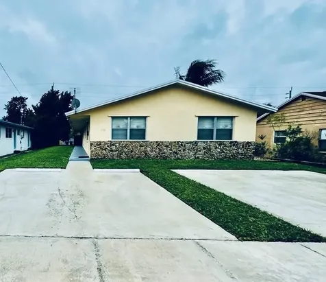 2314 Harding Street Hollywood FL 33020