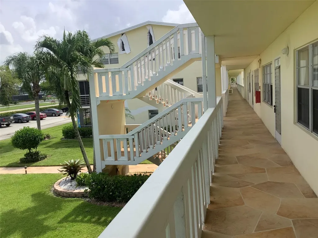 364 Dorset I Boca Raton FL 33434