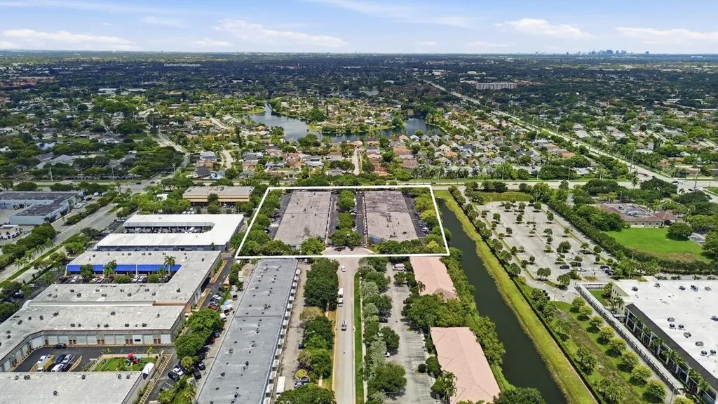 10002 NW 46th Street Sunrise FL 33351
