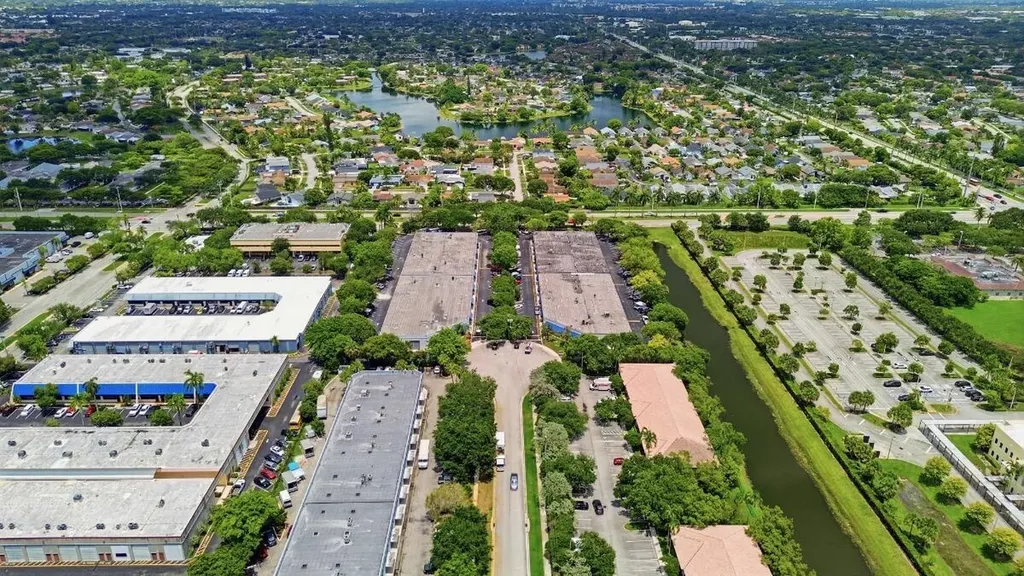10002 NW 46th Street Sunrise FL 33351