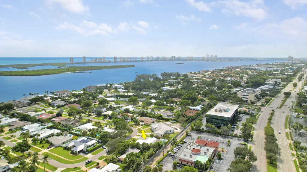 731 Cruiser Road S North Palm Beach FL 33408