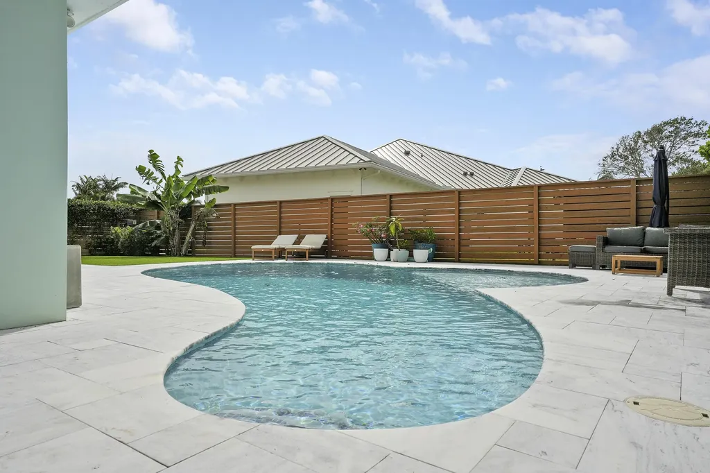731 Cruiser Road S North Palm Beach FL 33408
