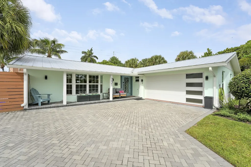 731 Cruiser Road S North Palm Beach FL 33408