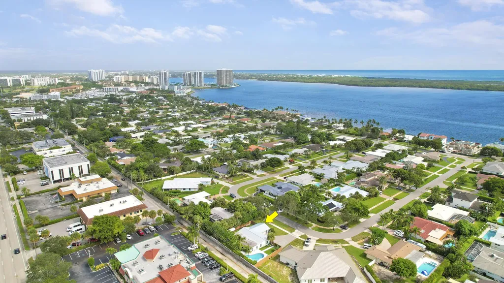 731 Cruiser Road S North Palm Beach FL 33408