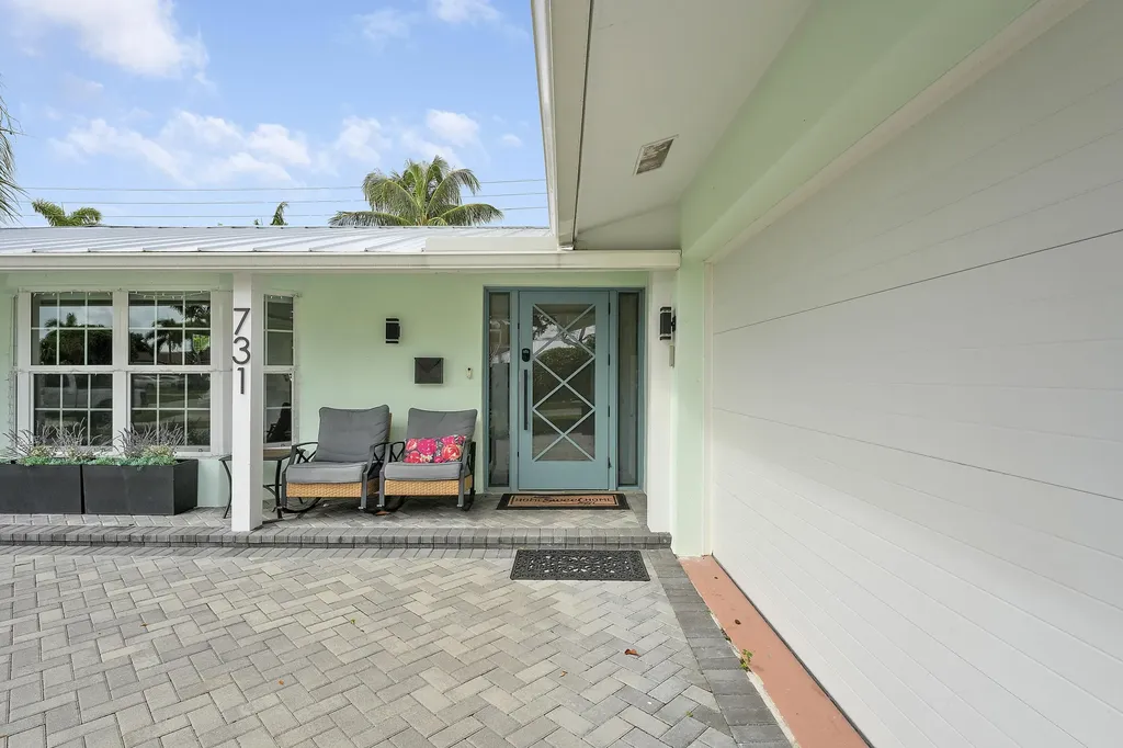 731 Cruiser Road S North Palm Beach FL 33408