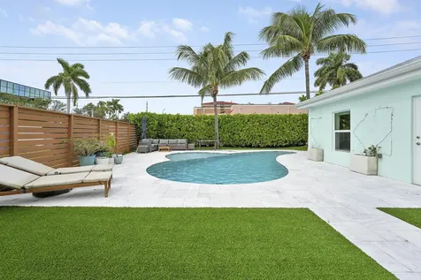 731 Cruiser Road S North Palm Beach FL 33408