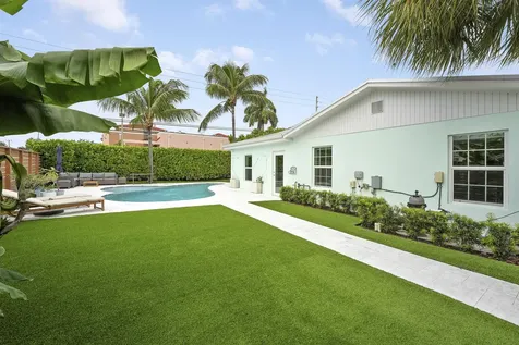 731 Cruiser Road S North Palm Beach FL 33408