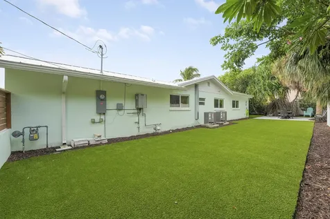 731 Cruiser Road S North Palm Beach FL 33408