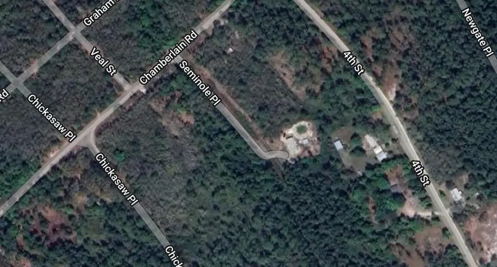 123 Seminole Place Satsuma FL 32189