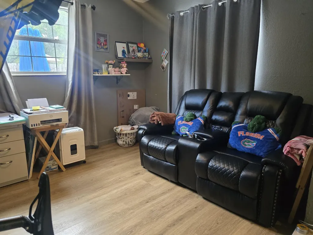 7811 NW 40th Court NW Coral Springs FL 33065