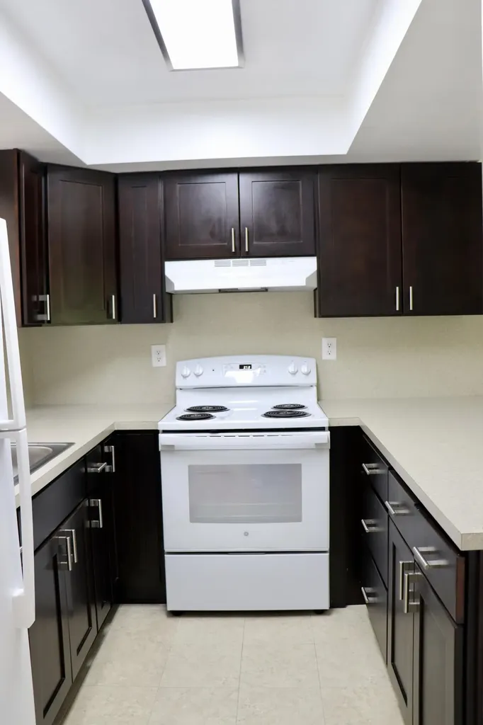 482 SW 9th Boca Raton FL 33432