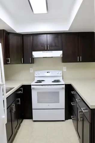 482 SW 9th Boca Raton FL 33432