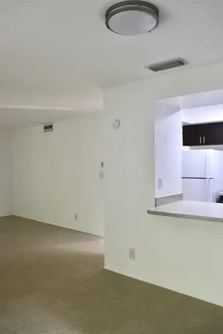 482 SW 9th Boca Raton FL 33432