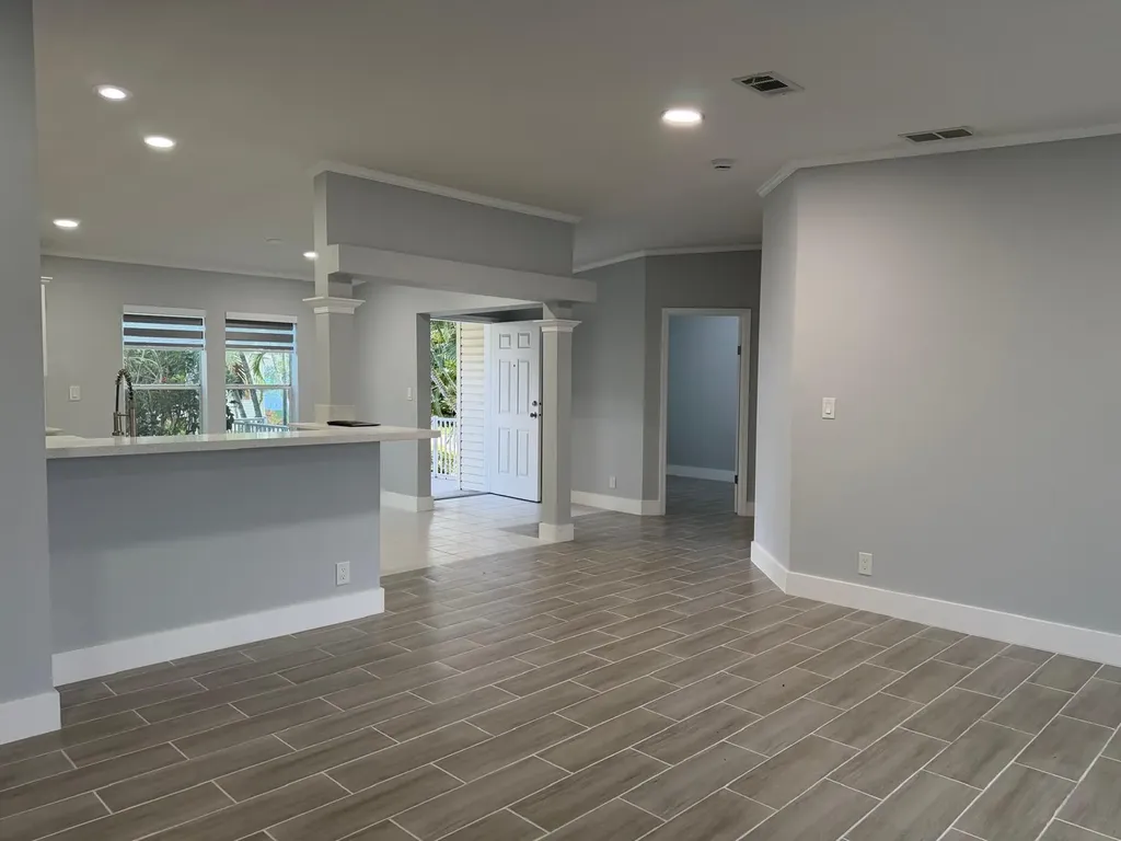4165 3rd Court Atlantis FL 33462