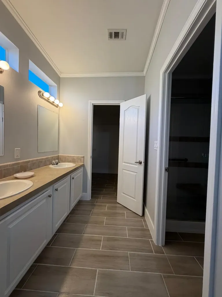 4165 3rd Court Atlantis FL 33462
