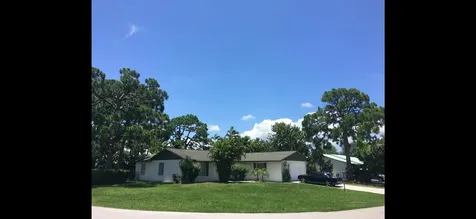 8842 SE Sandcastle Circle Hobe Sound FL 33455