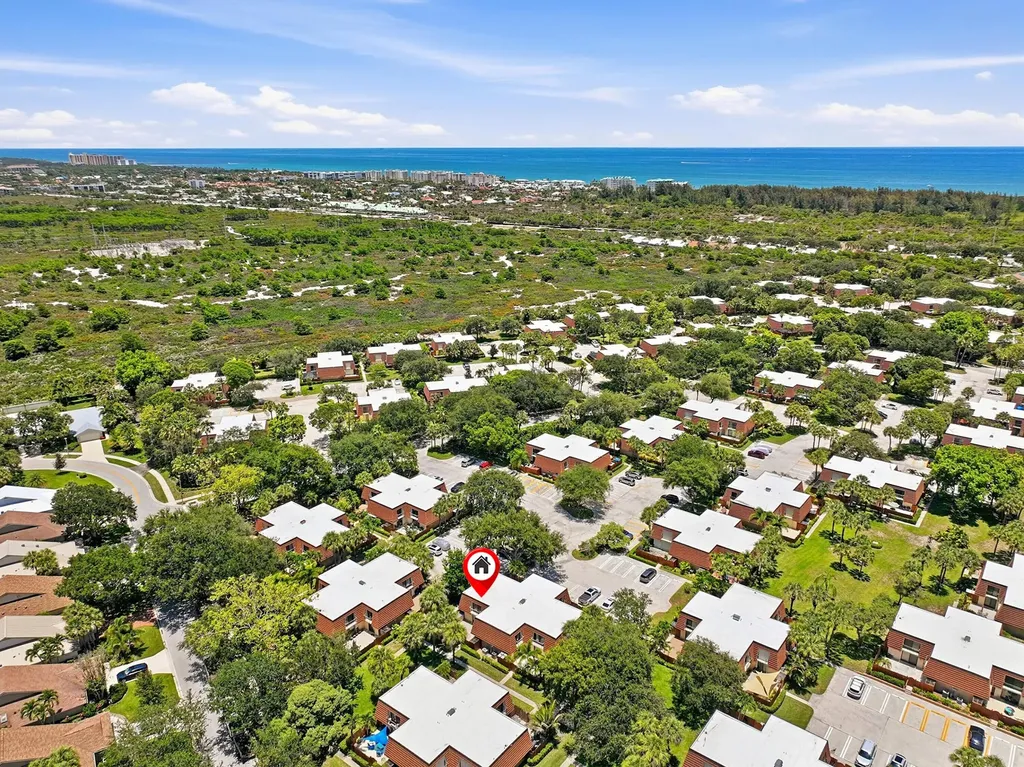 2716 27th Court Jupiter FL 33477