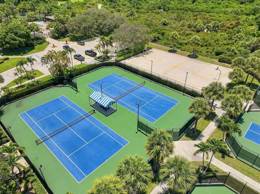 2716 27th Court Jupiter FL 33477