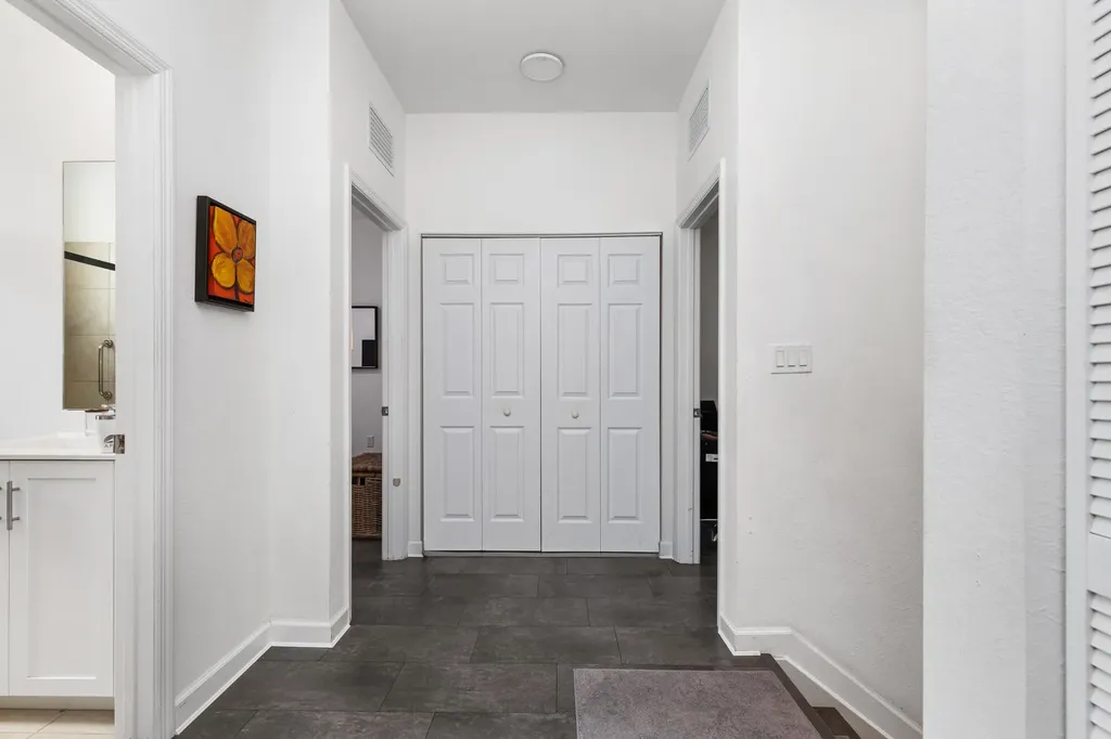 2820 SW 17th Avenue Fort Lauderdale FL 33315