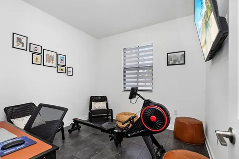 2820 SW 17th Avenue Fort Lauderdale FL 33315