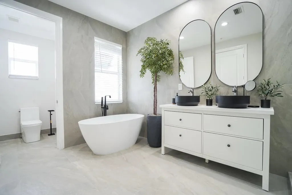 214 S Latitude Circle Delray Beach FL 33483