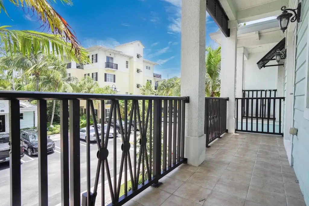 214 S Latitude Circle Delray Beach FL 33483