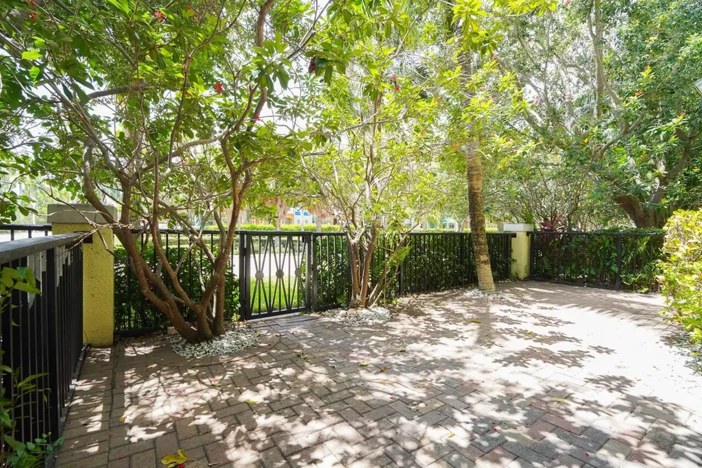 214 S Latitude Circle Delray Beach FL 33483