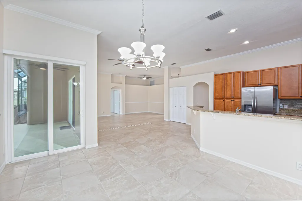 421 SW Crabapple Cove Port St Lucie FL 34986